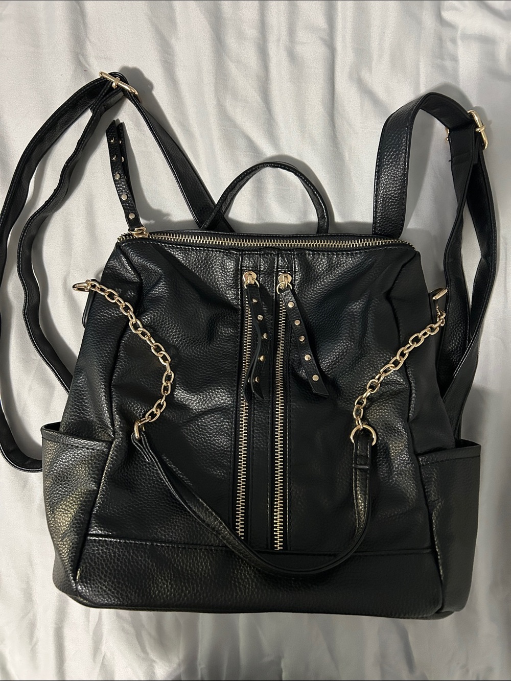 Black purse/backpack